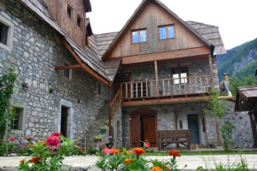  Shpella Guesthouse Theth  Тет